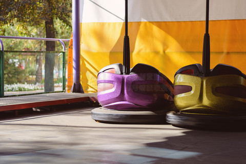 游樂場碰碰車圖片